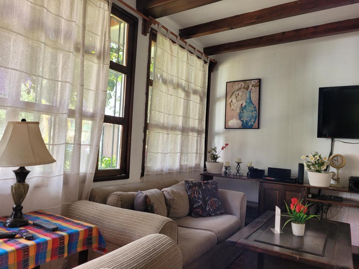 Villas Santa Ana-Ricardo Antigua Екстер'єр фото