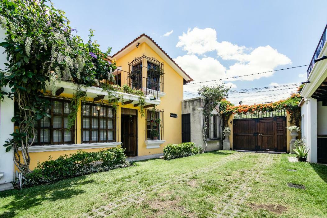 Villas Santa Ana-Ricardo Antigua Екстер'єр фото