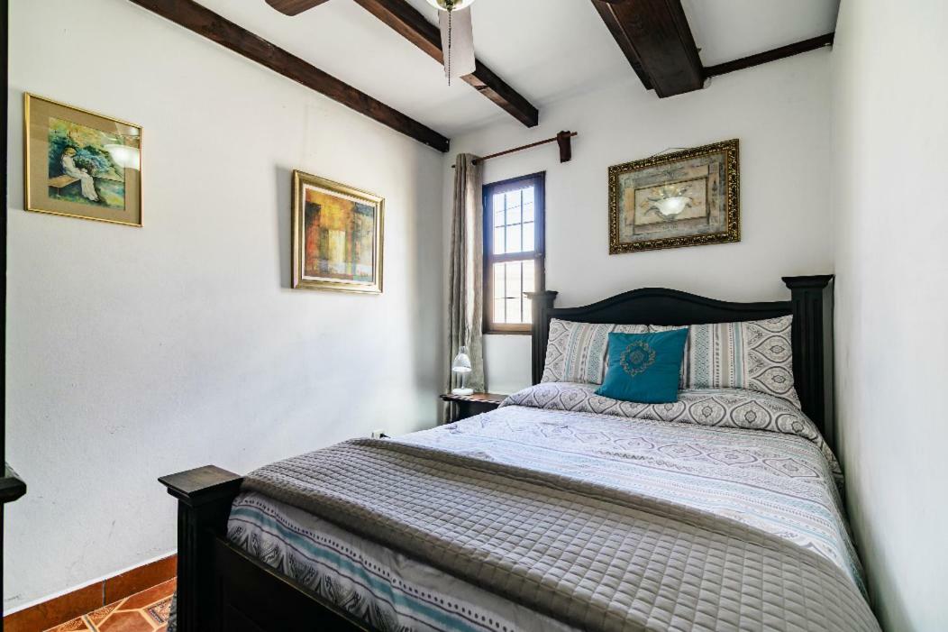 Villas Santa Ana-Ricardo Antigua Екстер'єр фото
