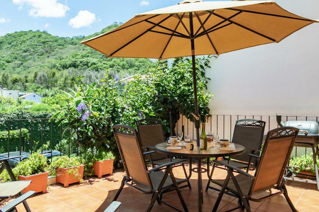 Villas Santa Ana-Ricardo Antigua Екстер'єр фото